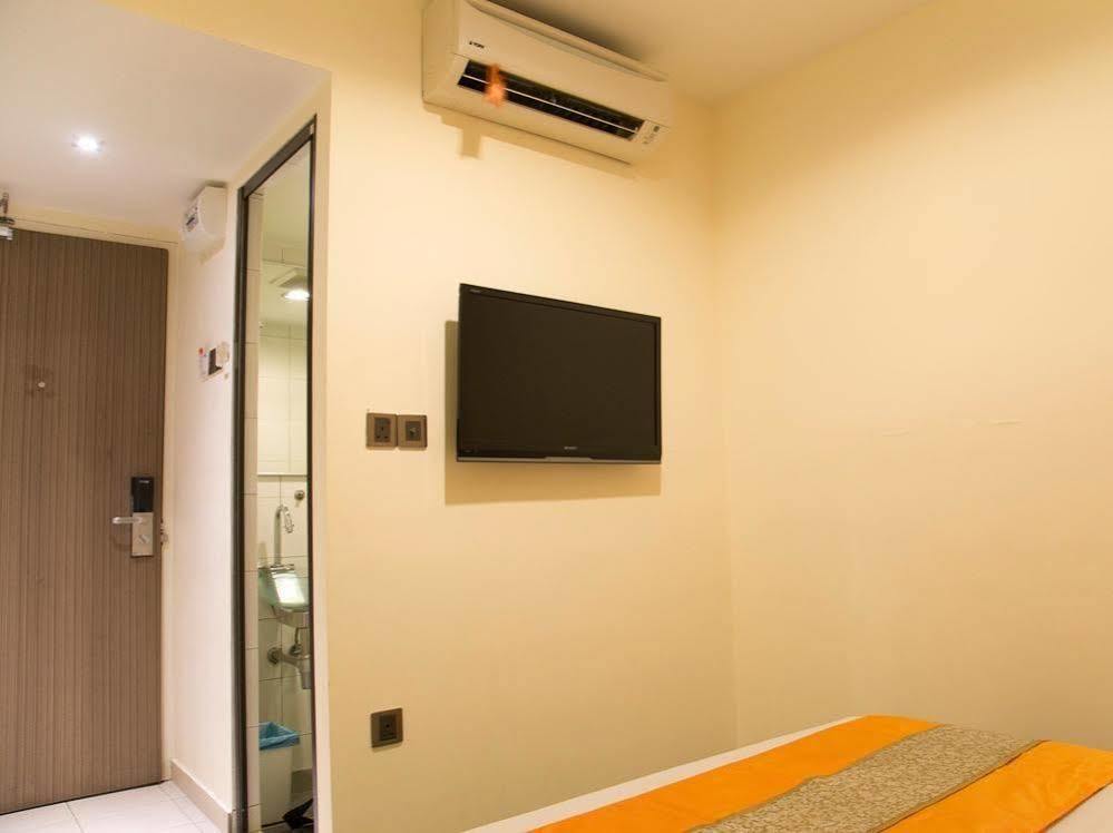 Oyo Rooms Maharajalela Monorail Station 吉隆坡 外观 照片